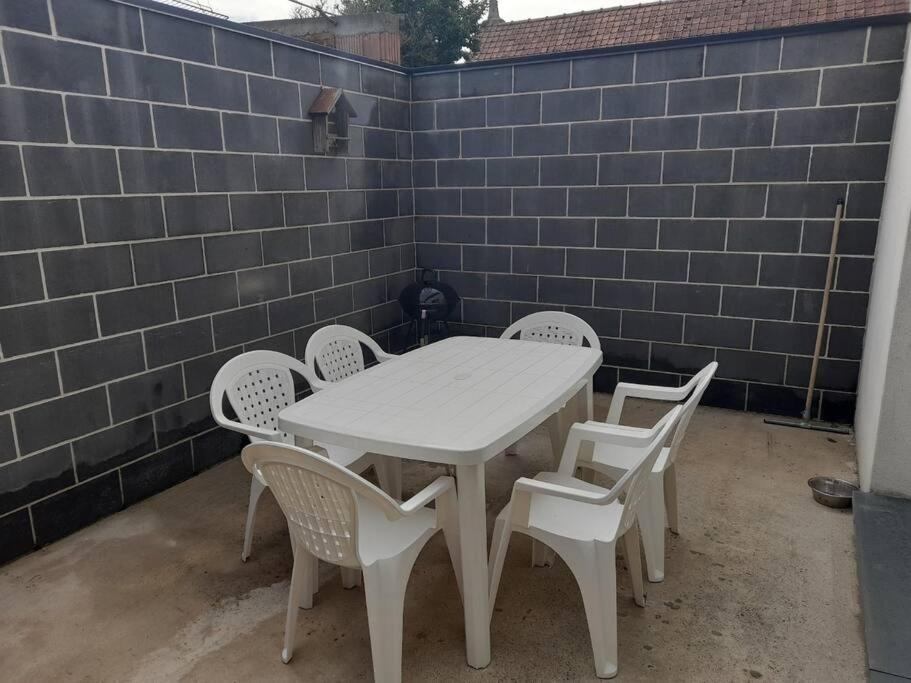 Maison De 100M2 Avec Terrasse Wardrecques エクステリア 写真